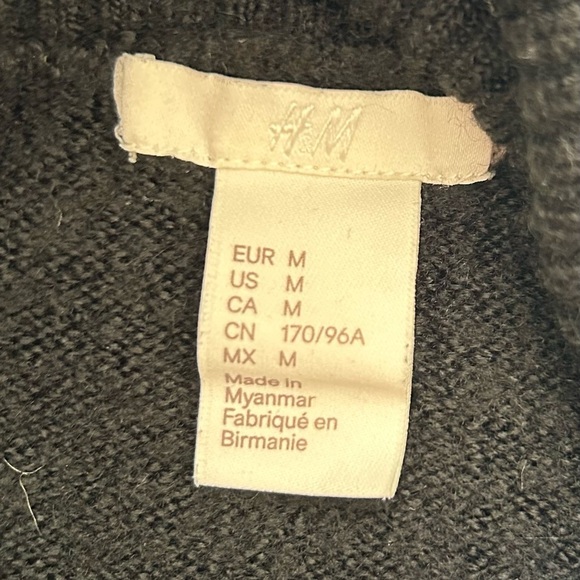 H&M Women's Medium Black Wool Blend Oversized Turtleneck Sweater 90s Minimalist - Picture 8 of 11